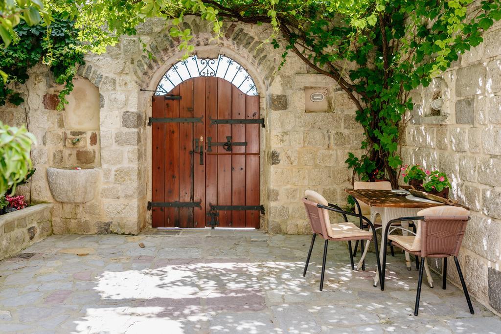 Luxury Stone Villa Cattaro Esterno foto