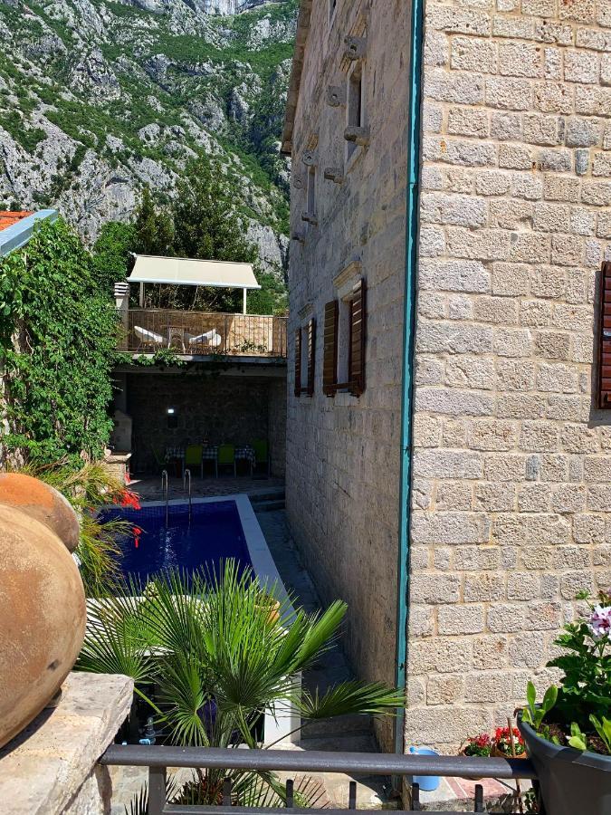 Luxury Stone Villa Cattaro Esterno foto